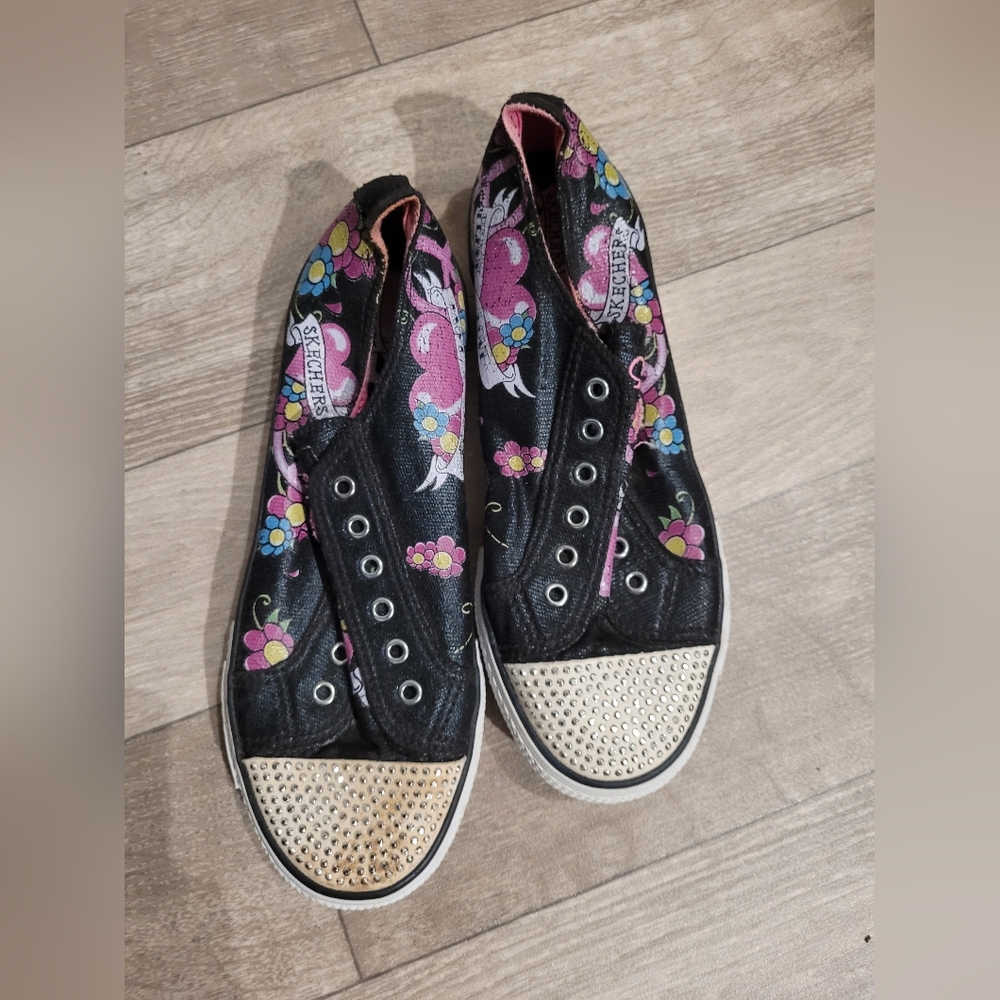 Skechers - 8.5